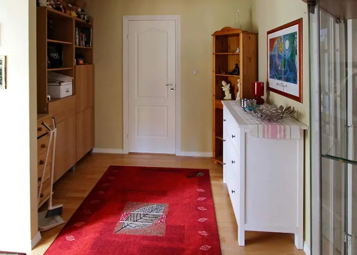 8 Person In Lindesnes